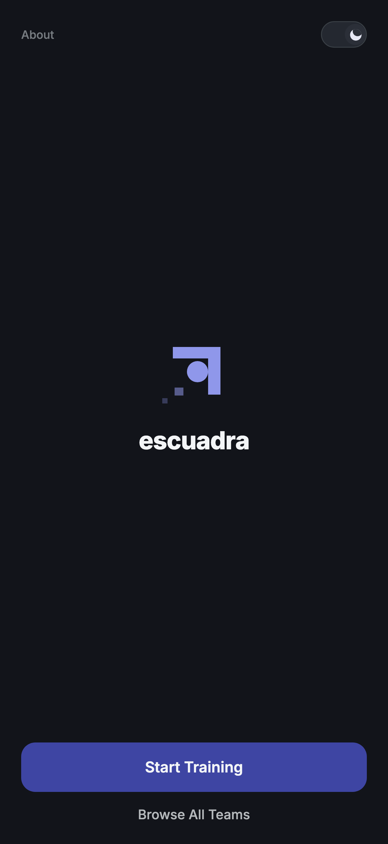 Escuadra's dark home screen with the escuadra logo and a Start Training button